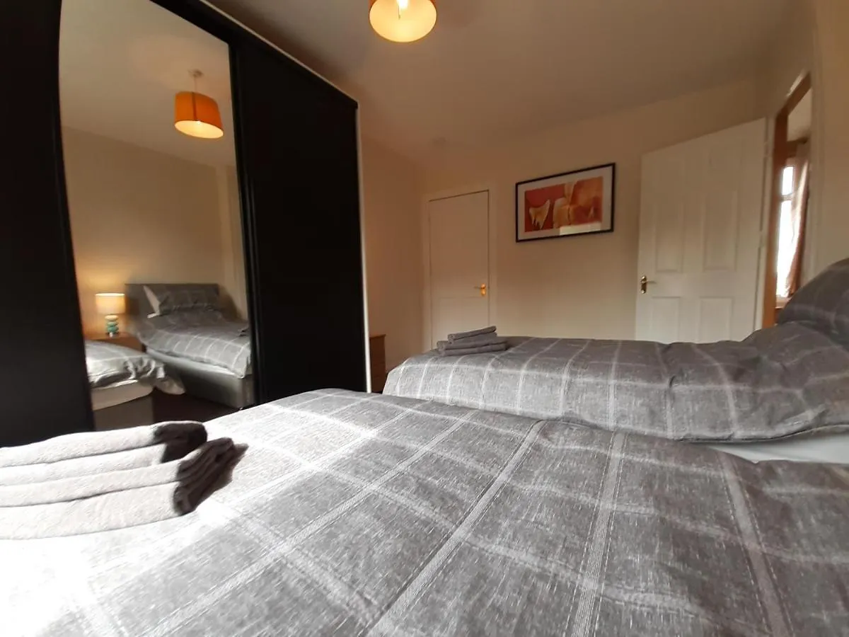 Apartment Carvetii - Xavier House - 2-Storey Sleeps Up To 7 Rosyth United Kingdom